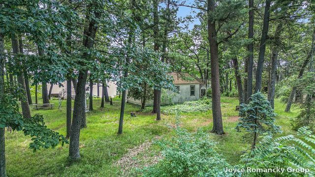 5752 E 52nd Street, Newaygo, MI 49337