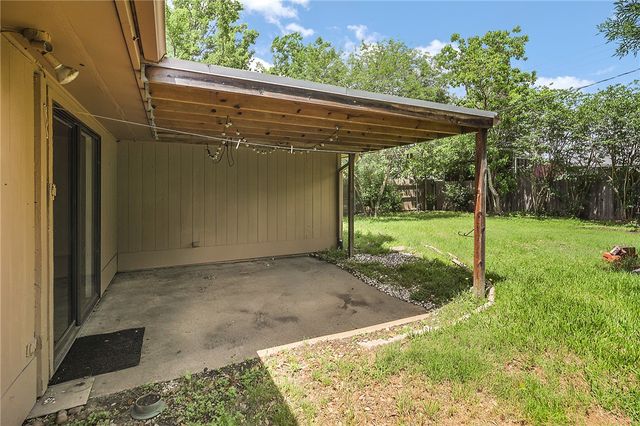 4305 Woodbriar Drive, Bryan, TX 77802