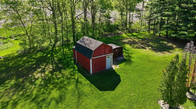 7950 E State Rd 205, Churubusco, IN 46723