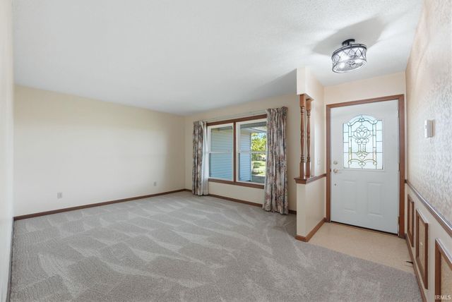 7950 E State Rd 205, Churubusco, IN 46723