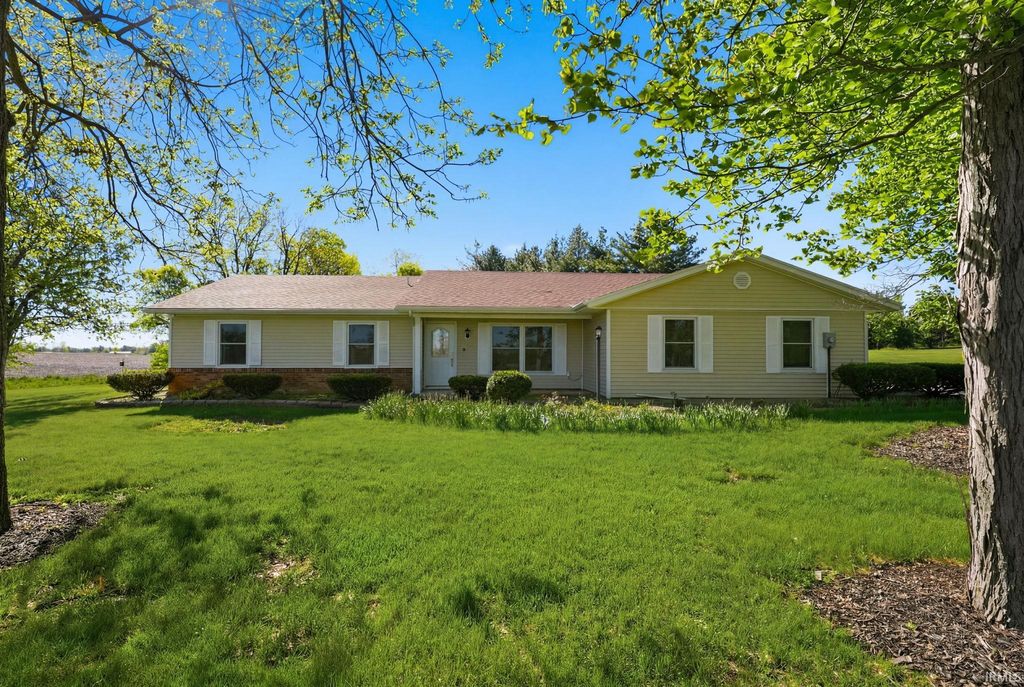 7950 E State Rd 205, Churubusco, IN 46723