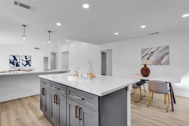 11602 Big TRL, Austin, TX 78759