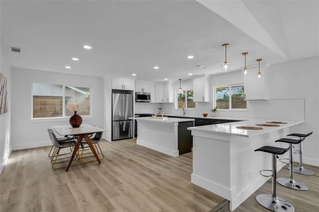 11602 Big TRL, Austin, TX 78759