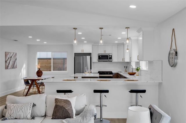 11602 Big TRL, Austin, TX 78759