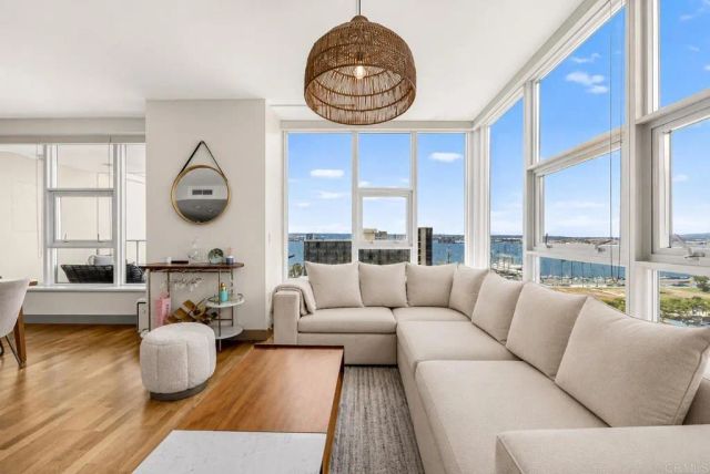 1325 Pacific Highway 1407, San Diego, CA 92101