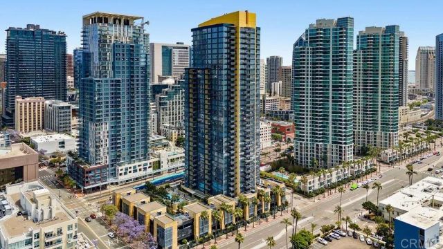 1325 Pacific Highway 1407, San Diego, CA 92101