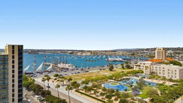 1325 Pacific Highway 1407, San Diego, CA 92101