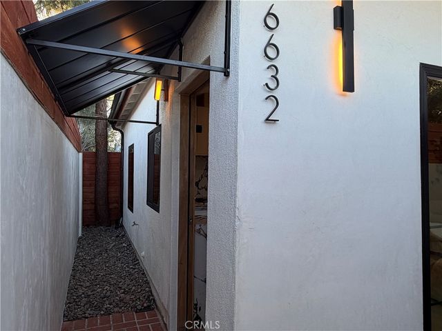 6632 Fulton Avenue, Valley Glen, CA 91401