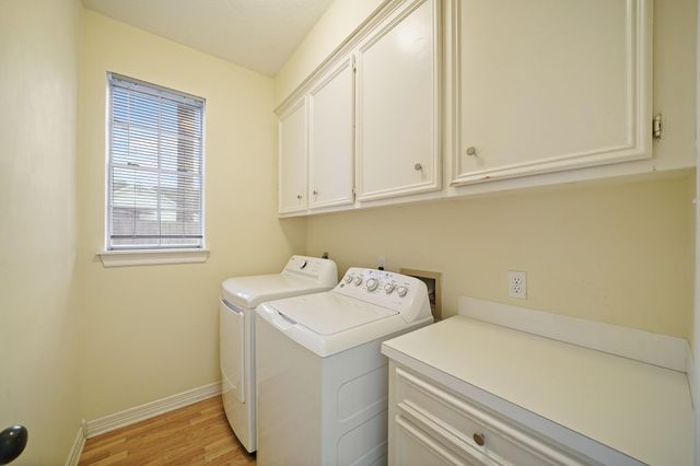 2230 Country Creek Way, Richmond, TX 77406