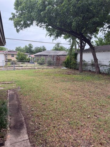 10205 San Juan Avenue, Dallas, TX 75228