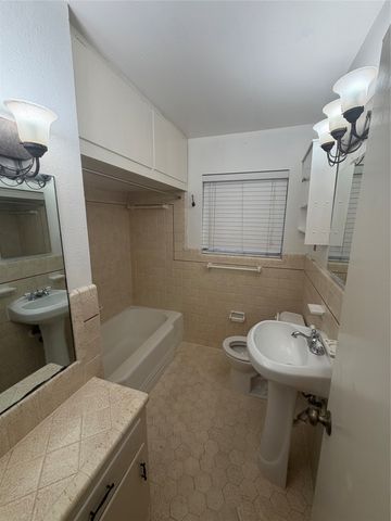 10205 San Juan Avenue, Dallas, TX 75228