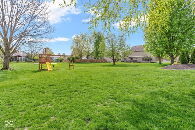 1389 Macintosh Drive, Avon, IN 46123