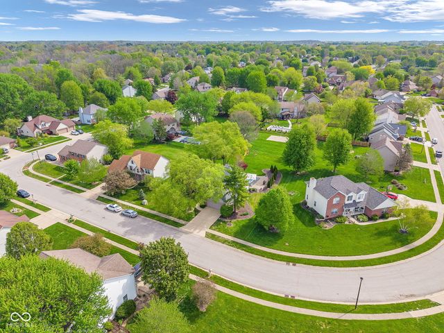 1389 Macintosh Drive, Avon, IN 46123