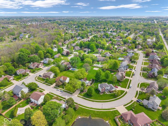 1389 Macintosh Drive, Avon, IN 46123