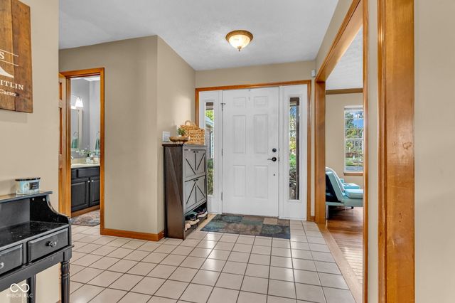 1389 Macintosh Drive, Avon, IN 46123