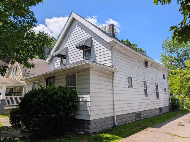 2818 E 119th Street, Cleveland, OH 44120