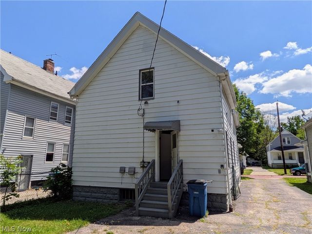 2818 E 119th Street, Cleveland, OH 44120