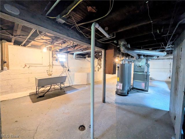2818 E 119th Street, Cleveland, OH 44120