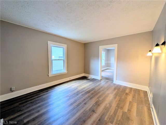 2818 E 119th Street, Cleveland, OH 44120