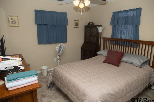 2914 Waterwood, Chandler, TX 75758