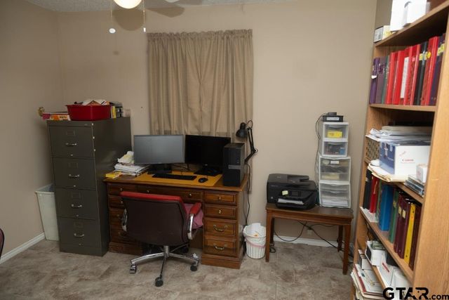 2914 Waterwood, Chandler, TX 75758