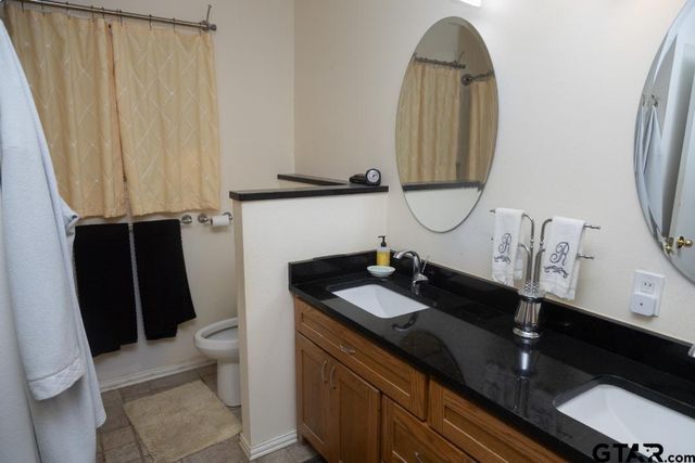 2914 Waterwood, Chandler, TX 75758