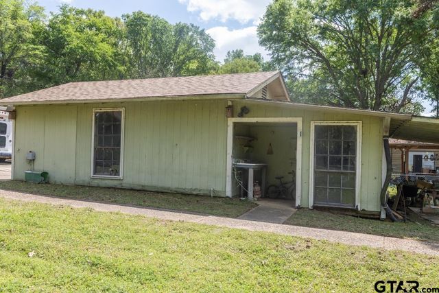 2914 Waterwood, Chandler, TX 75758