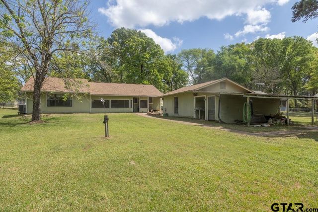 2914 Waterwood, Chandler, TX 75758