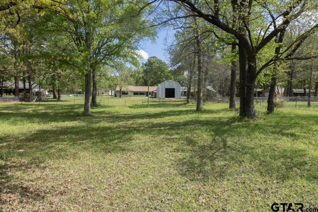 2914 Waterwood, Chandler, TX 75758