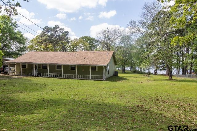 2914 Waterwood, Chandler, TX 75758