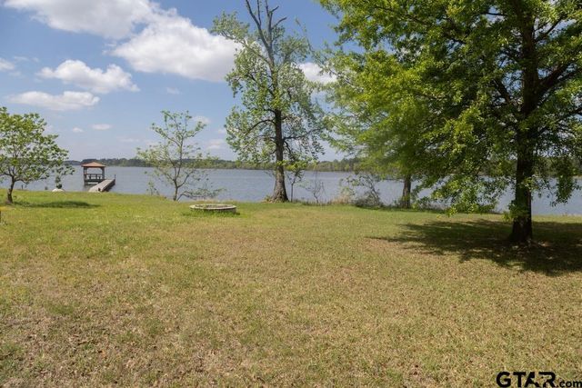 2914 Waterwood, Chandler, TX 75758