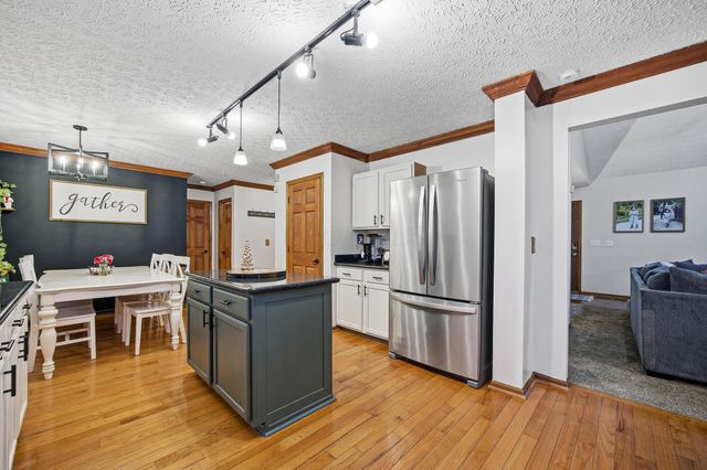 539 Scioto Meadows Boulevard, Grove City, OH 43123