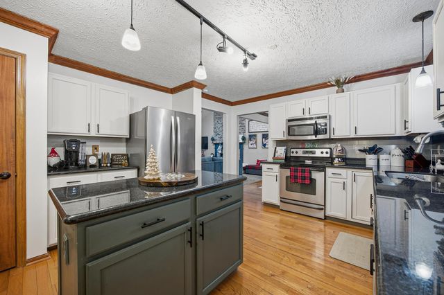 539 Scioto Meadows Boulevard, Grove City, OH 43123