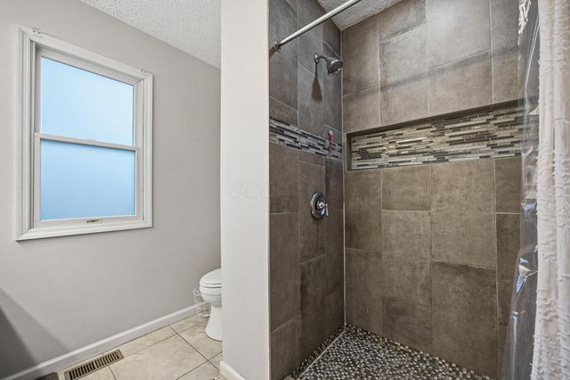 539 Scioto Meadows Boulevard, Grove City, OH 43123