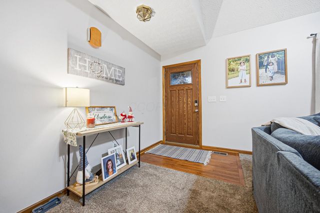 539 Scioto Meadows Boulevard, Grove City, OH 43123