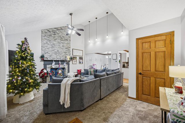 539 Scioto Meadows Boulevard, Grove City, OH 43123