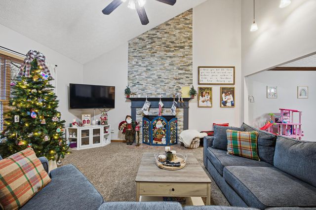 539 Scioto Meadows Boulevard, Grove City, OH 43123