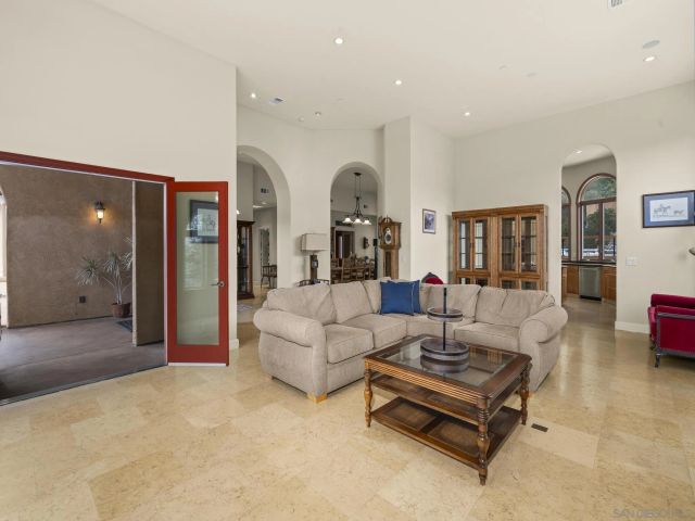 17922 Sierra Cielo Ln, Jamul, CA 91935