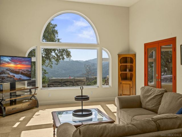 17922 Sierra Cielo Ln, Jamul, CA 91935