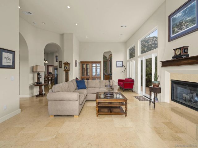 17922 Sierra Cielo Ln, Jamul, CA 91935