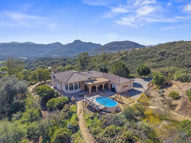 17922 Sierra Cielo Ln, Jamul, CA 91935