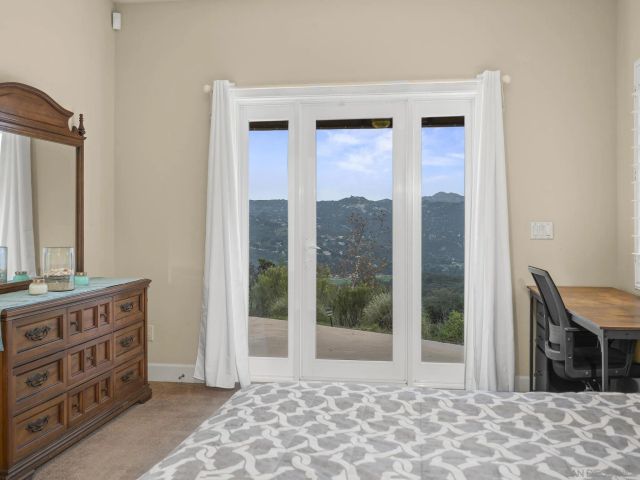 17922 Sierra Cielo Ln, Jamul, CA 91935