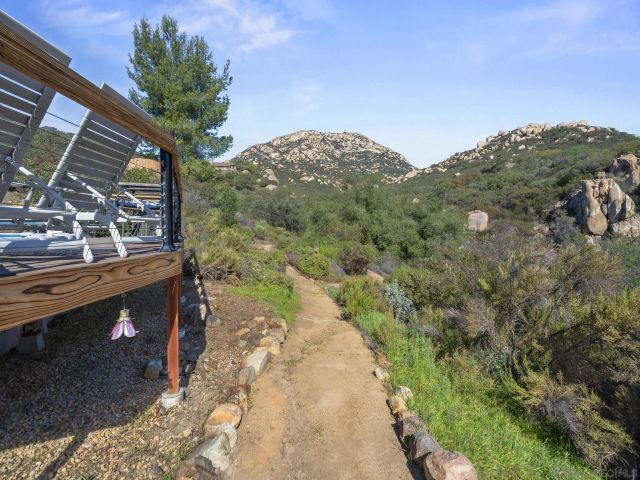 17922 Sierra Cielo Ln, Jamul, CA 91935