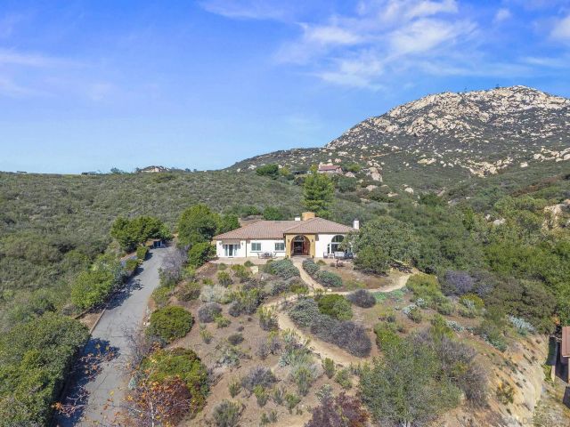 17922 Sierra Cielo Ln, Jamul, CA 91935