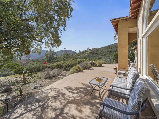 17922 Sierra Cielo Ln, Jamul, CA 91935