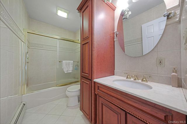 43 Hallock Avenue, Smithtown, NY 11787