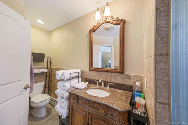 43 Hallock Avenue, Smithtown, NY 11787