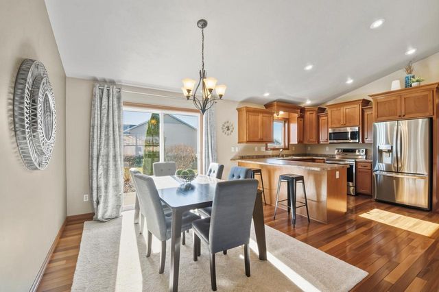 3090 BETH DRIVE, Green Bay, WI 54311