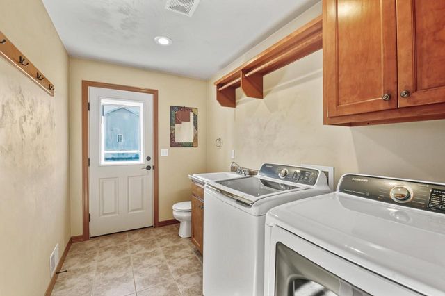 3090 BETH DRIVE, Green Bay, WI 54311