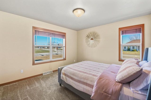 3090 BETH DRIVE, Green Bay, WI 54311